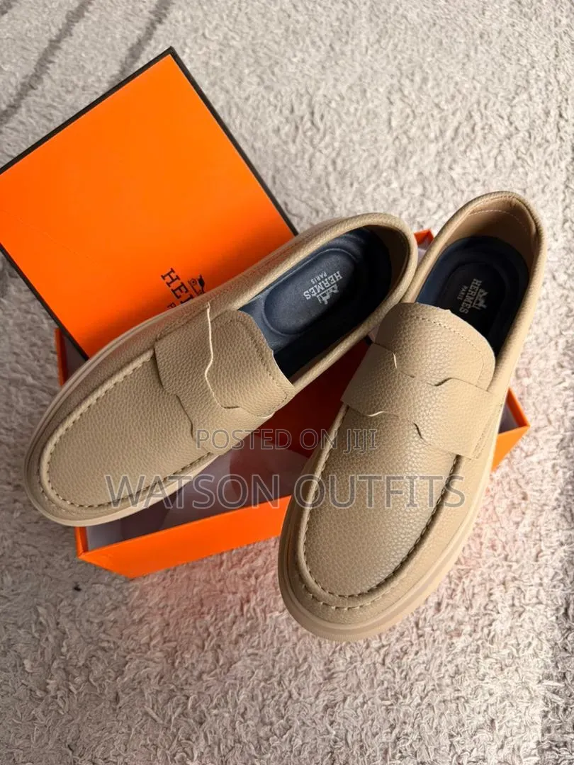 Men's Leather Shoes or Footwears Completely Og Smartly Leathered