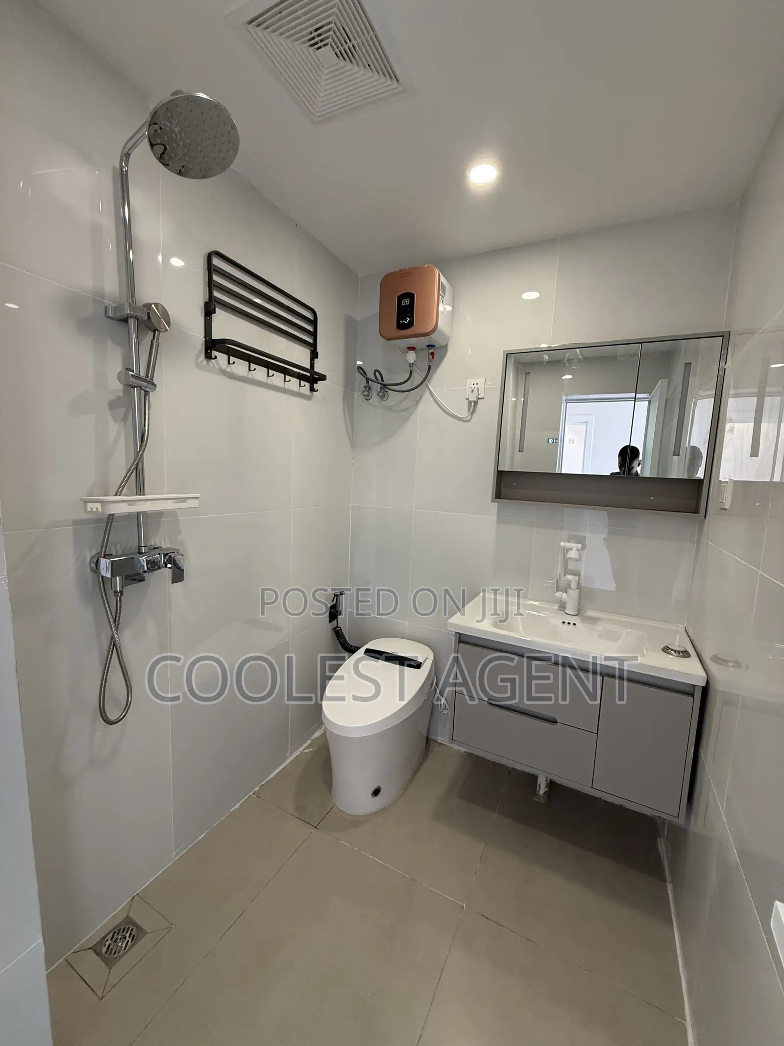 Furnished 1bdrm Apartment in Coolest Estate, Oyster Bay for rent