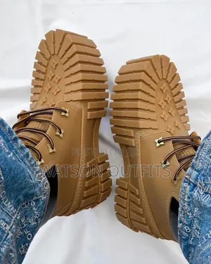 Men's New and Original Shoes Boots or Buti for Artists