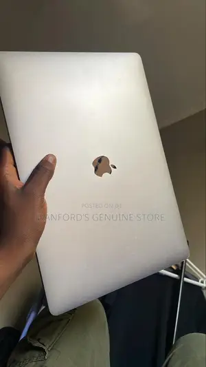 Laptop Apple MacBook Pro 2019 16GB Intel Core i5 SSD 512GB