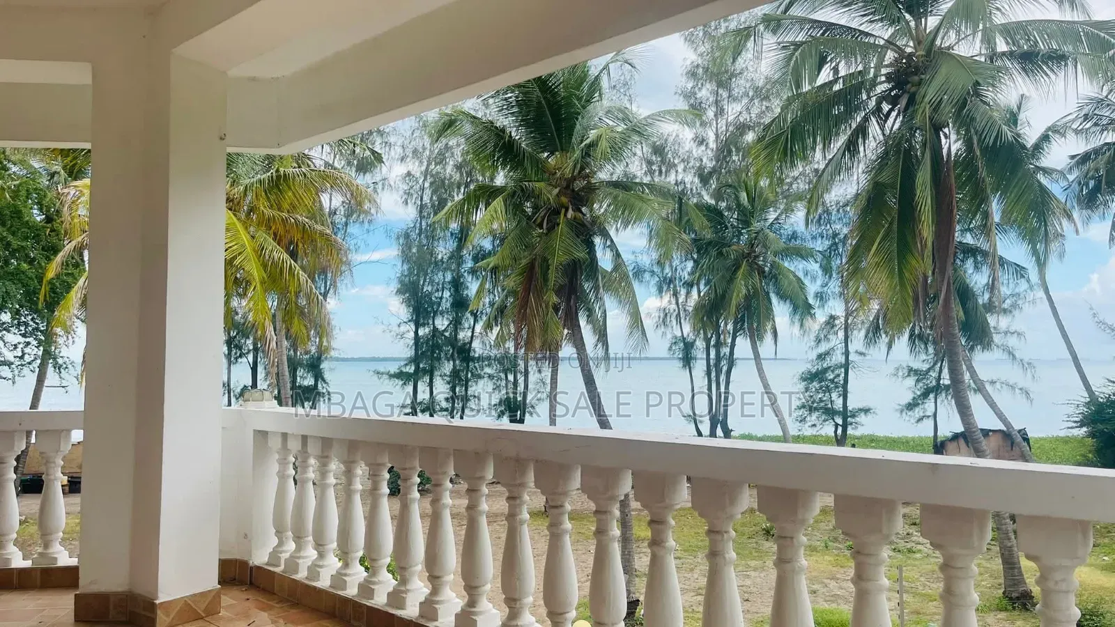 8bdrm Penthouse in Mbezi Beach for sale