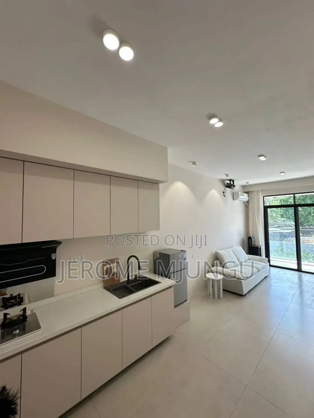 Furnished 1bdrm Apartment in Oyster Bay for rent