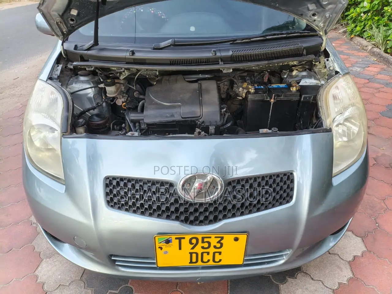 Toyota Vitz 1.0 FWD 5dr 2004 Beige