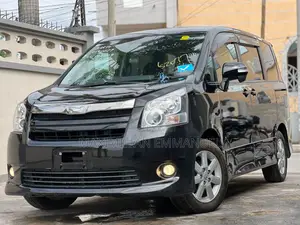 Toyota Noah 2009 Black