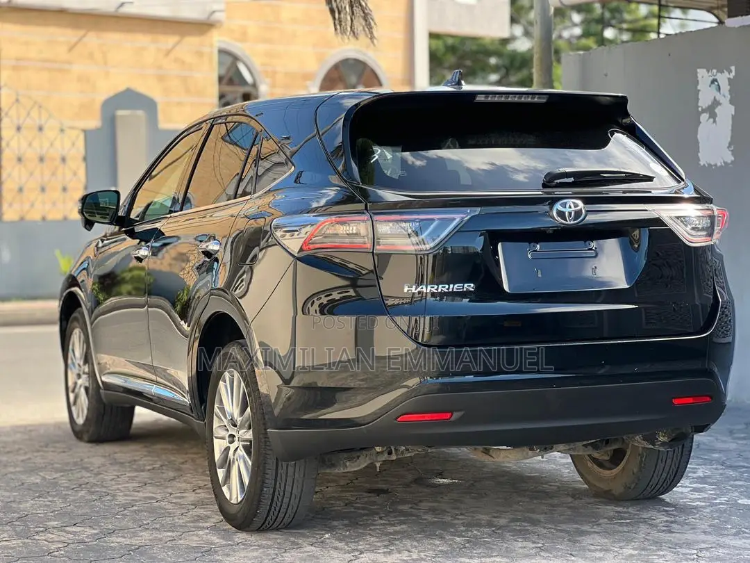 Toyota Harrier 2016 Black