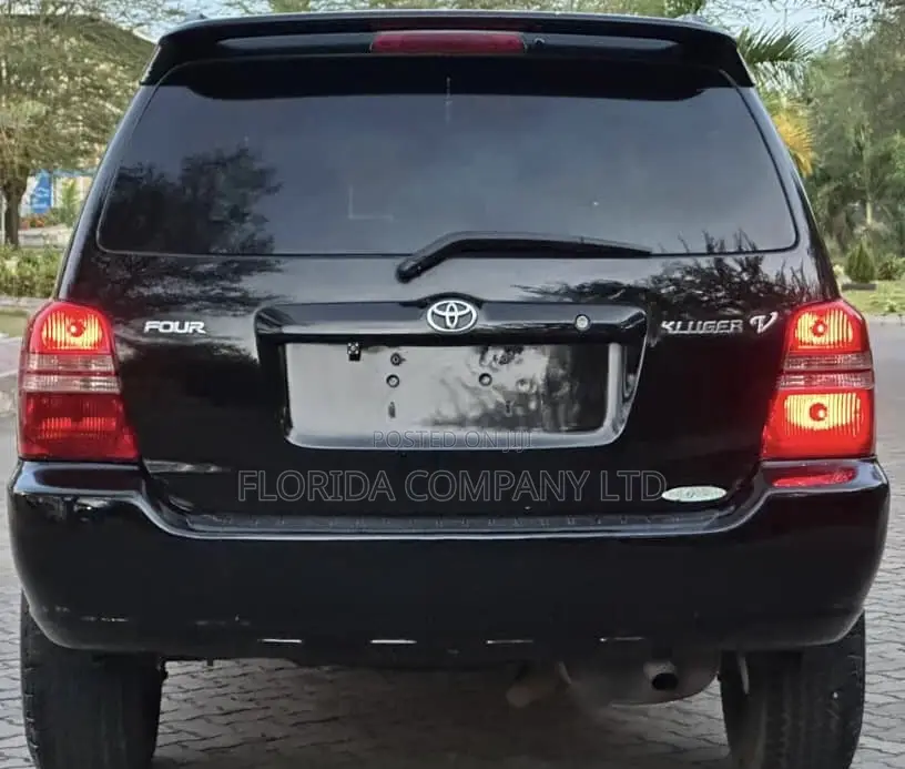 Toyota Kluger 2002 Black