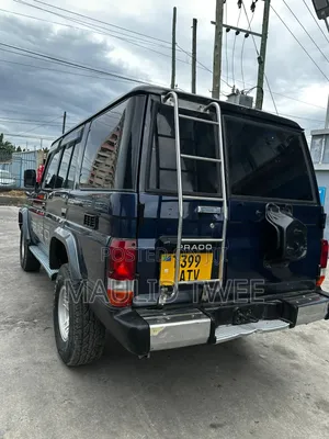 Toyota Land Cruiser Prado 1999 Blue