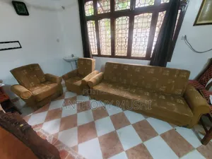 Sofas, Makochi