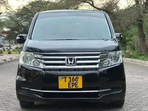 Honda Stepwgn 2013 Black