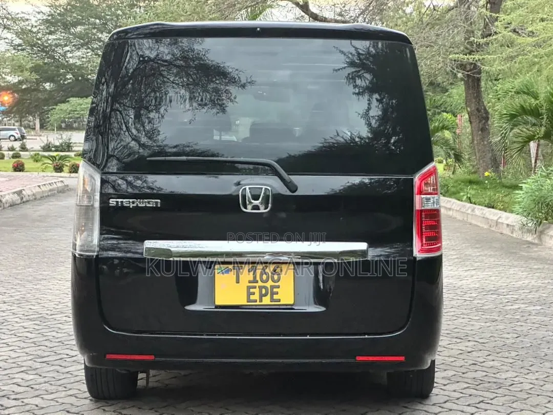 Honda Stepwgn 2013 Black