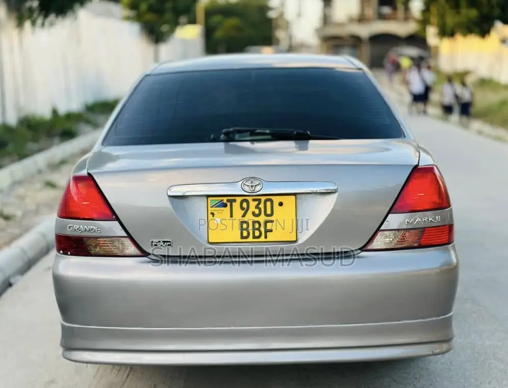 Toyota Mark II 2.0 AWD 2002 Gray