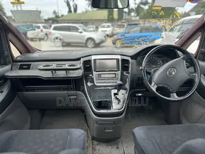 Toyota Alphard 2002 White