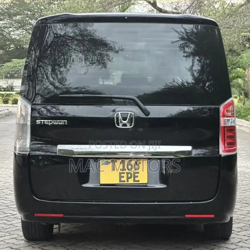 Honda Stepwgn 2012 Black