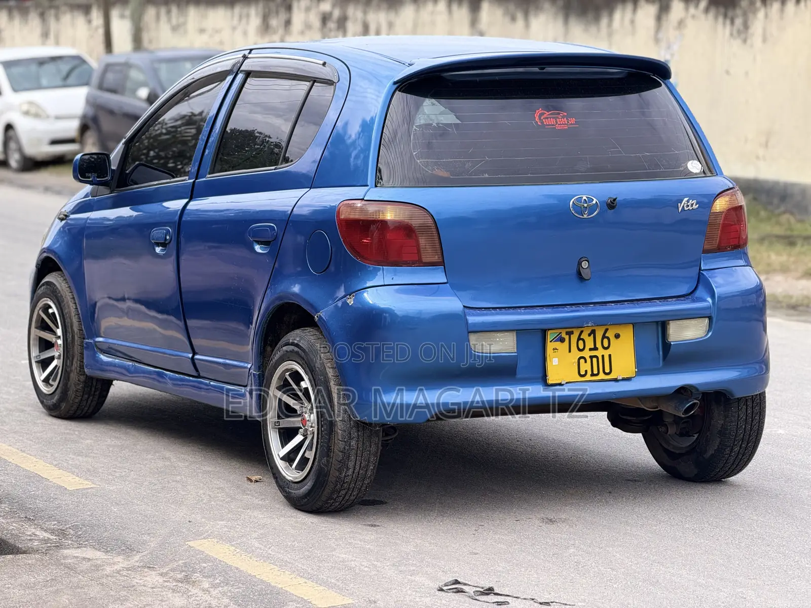 Toyota Vitz 2004 Blue