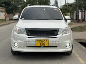 Subaru Forester 2009 White