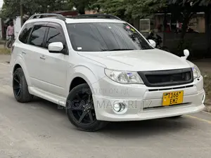 Subaru Forester 2009 White