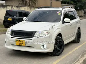 Subaru Forester 2009 White