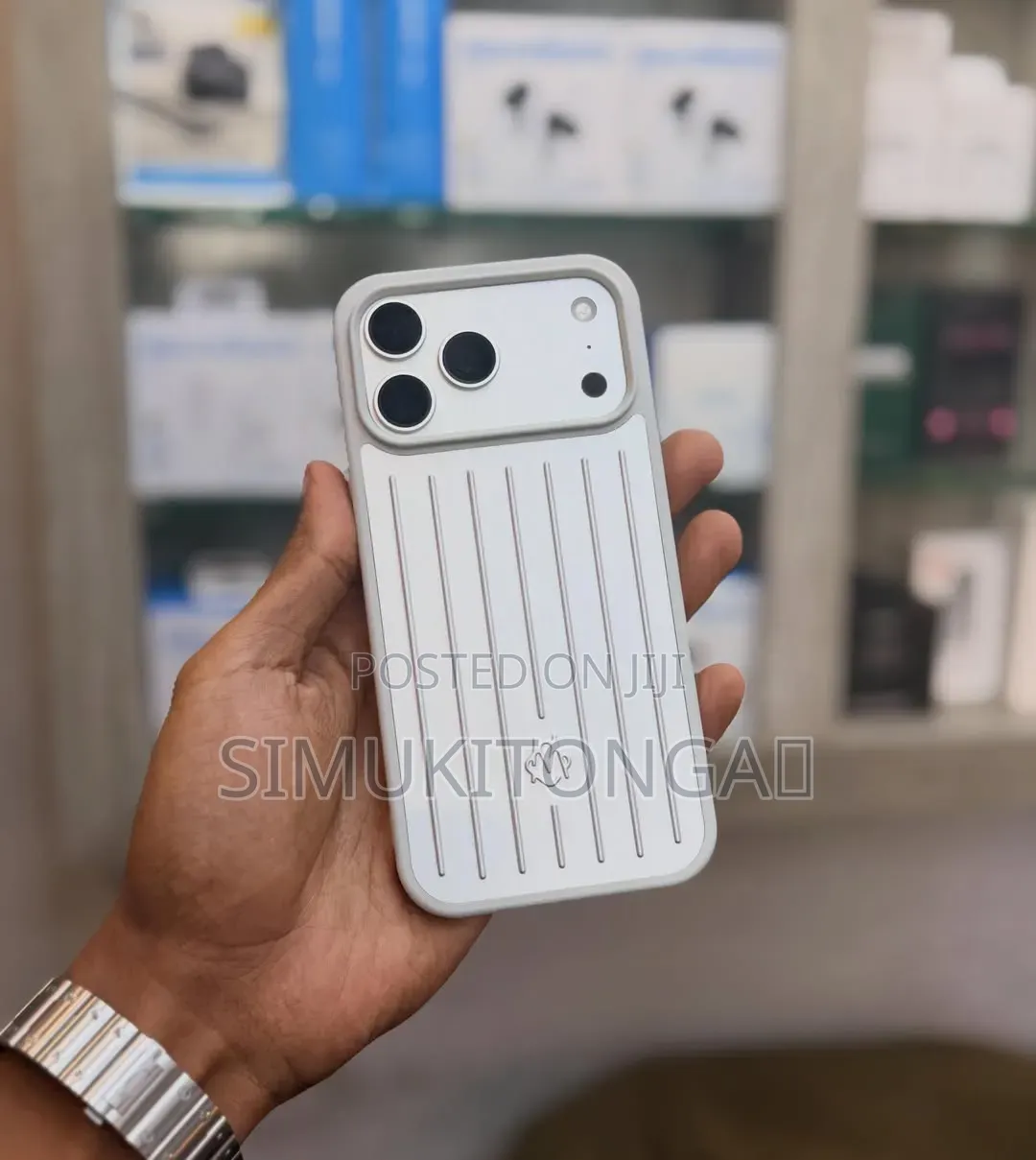17 Pro Max Original Case