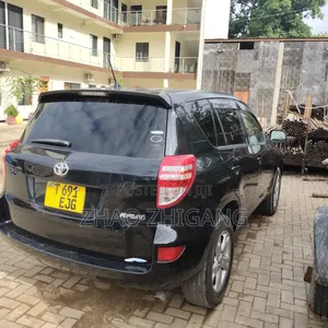 Toyota RAV4 2012 Black