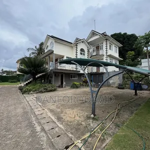 5bdrm House in Kahwa Real Estate, Masaki for sale
