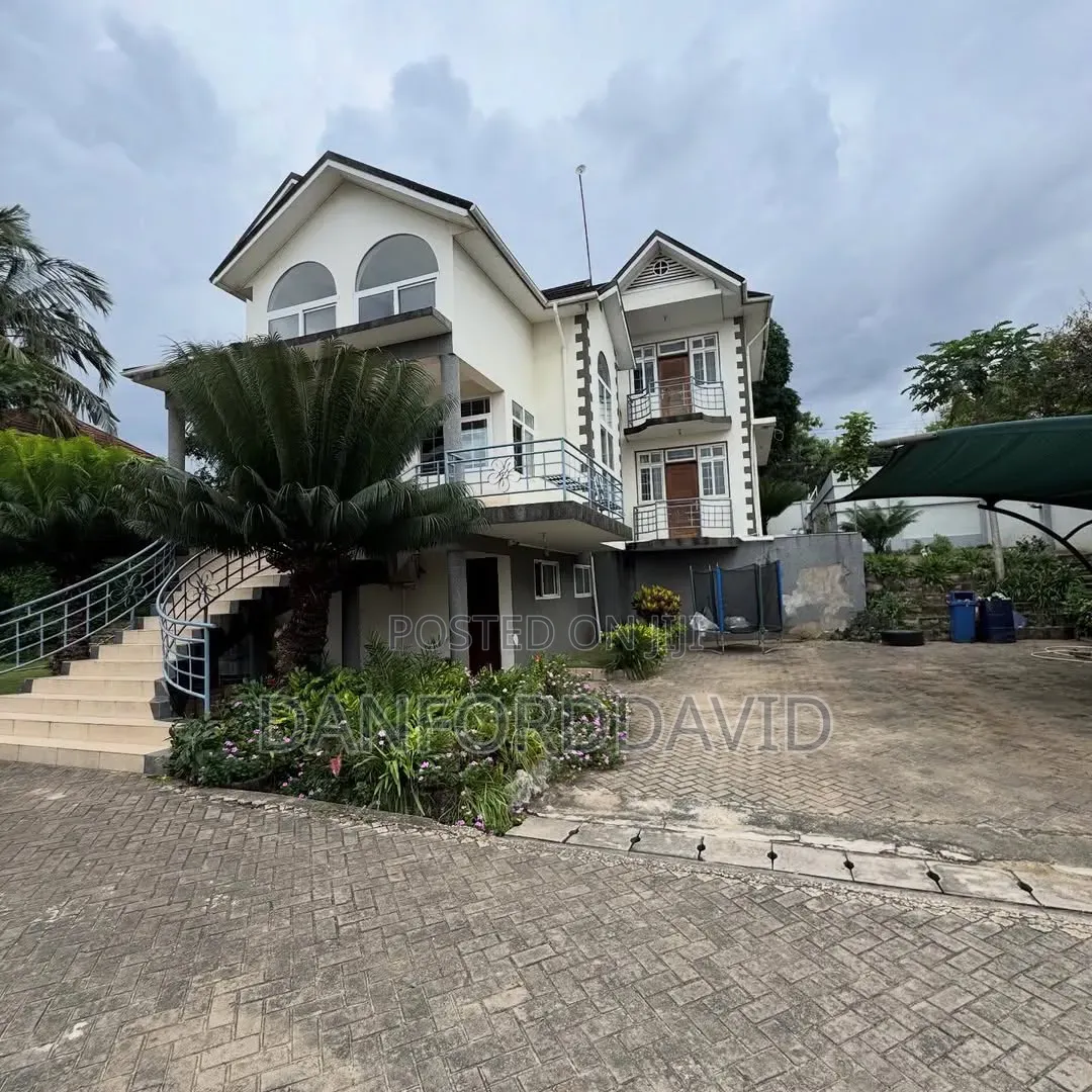 5bdrm House in Kahwa Real Estate, Masaki for sale