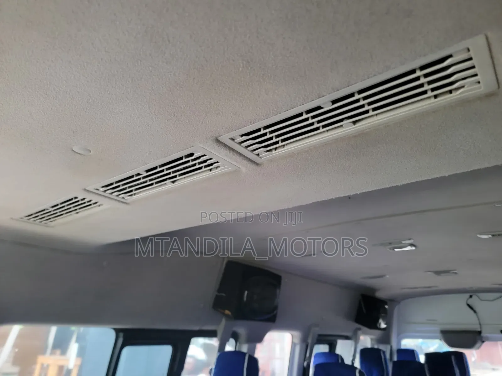 Nissan Caravan (Urvan) 2013 White