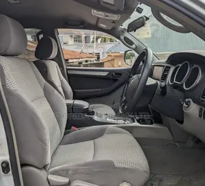 Toyota Hilux Surf 2005 Silver