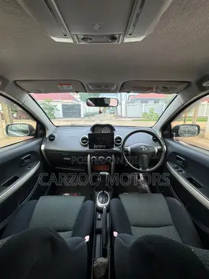 Toyota IST 2006 Black
