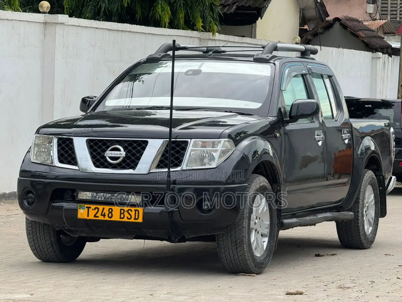 Nissan Navara 2008 Black