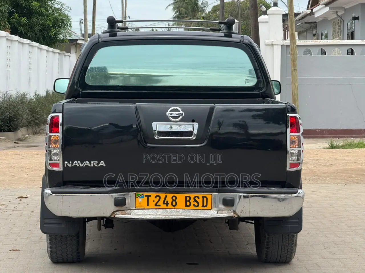 Nissan Navara 2008 Black