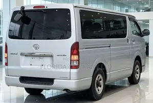Toyota HiAce 2008 Silver