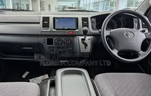 Toyota HiAce 2008 Silver