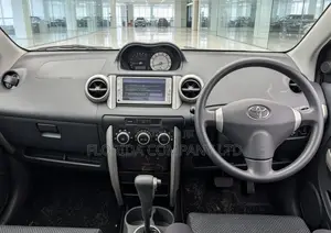 Toyota IST 2003 Blue