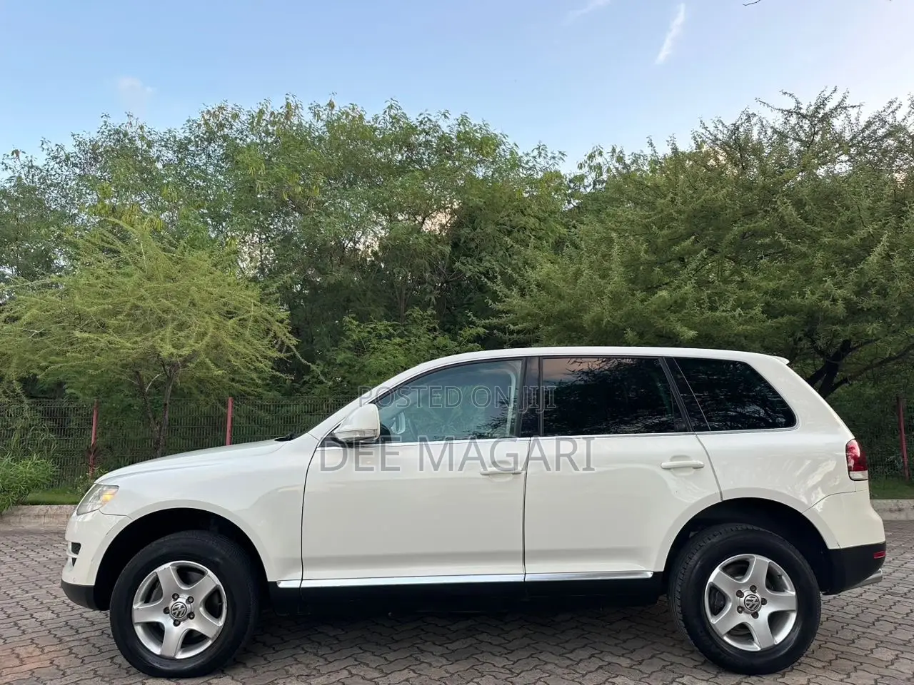Volkswagen Touareg V6 TDI 2010 White