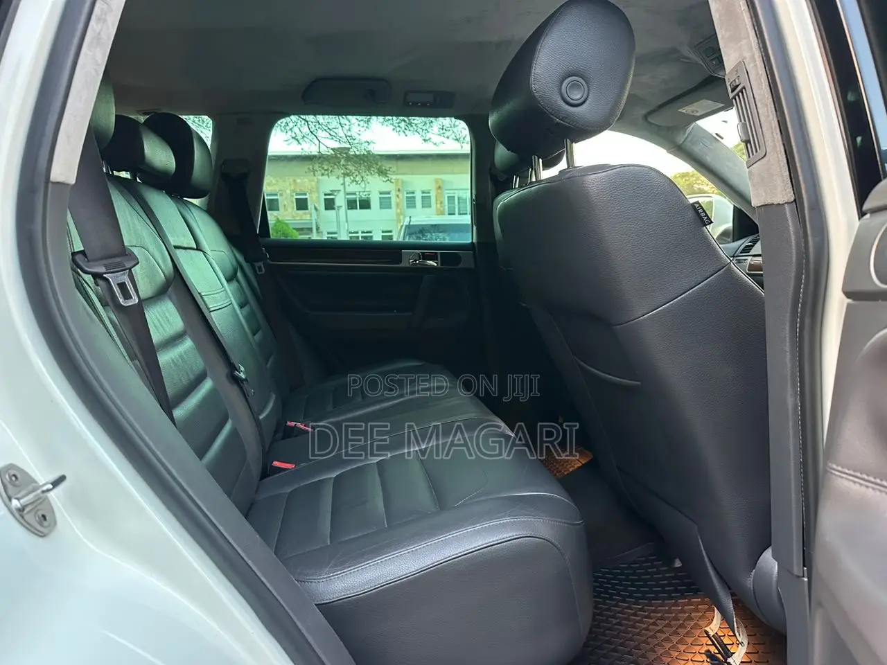 Volkswagen Touareg V6 TDI 2010 White