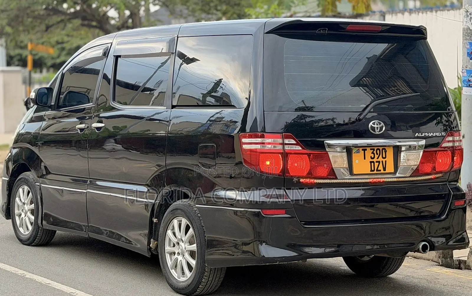 Toyota Alphard 2006 Black