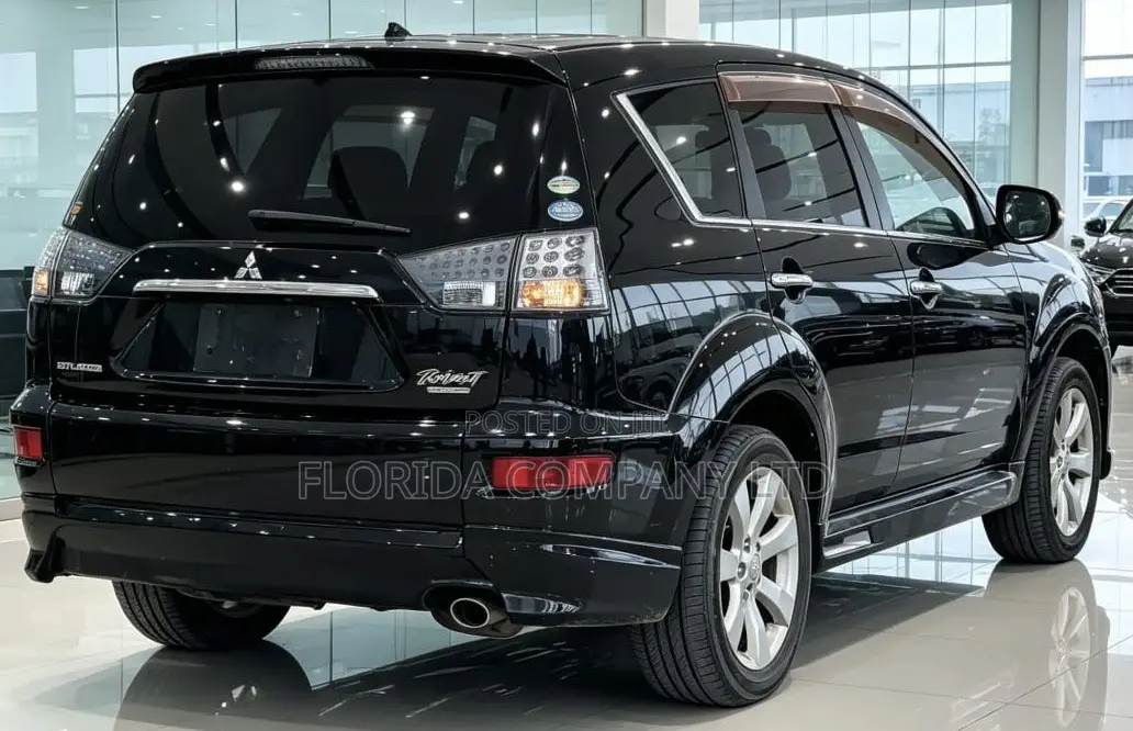 Mitsubishi Outlander 2009 Black