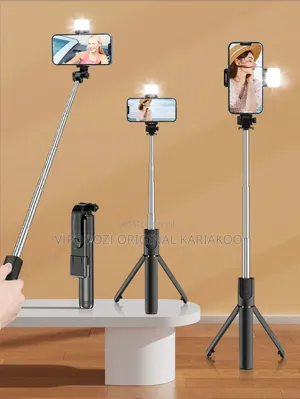 Selfie Stick With Light