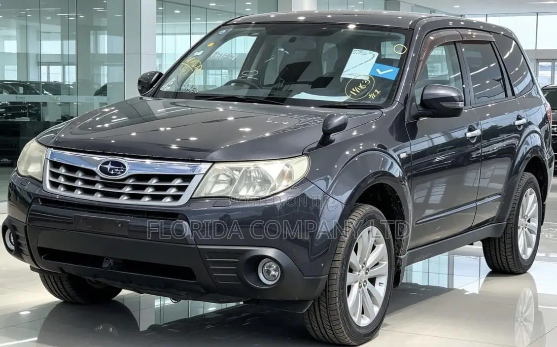Subaru Forester 2011 Gray