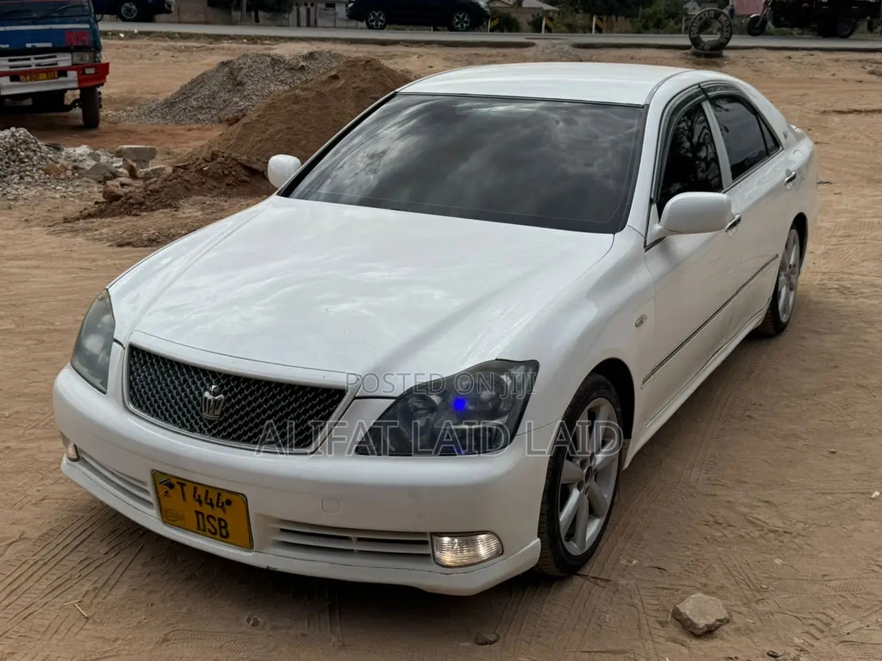 Toyota Crown 2006 White