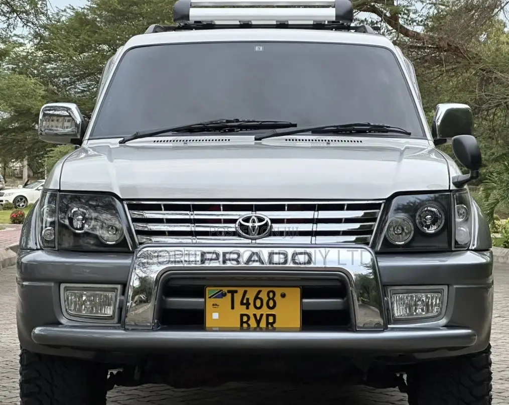 Toyota Land Cruiser Prado 2002 White