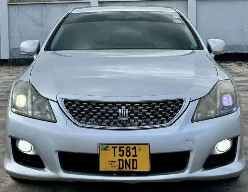 Toyota Crown 2008