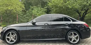 Mercedes-Benz C200 2014 Black