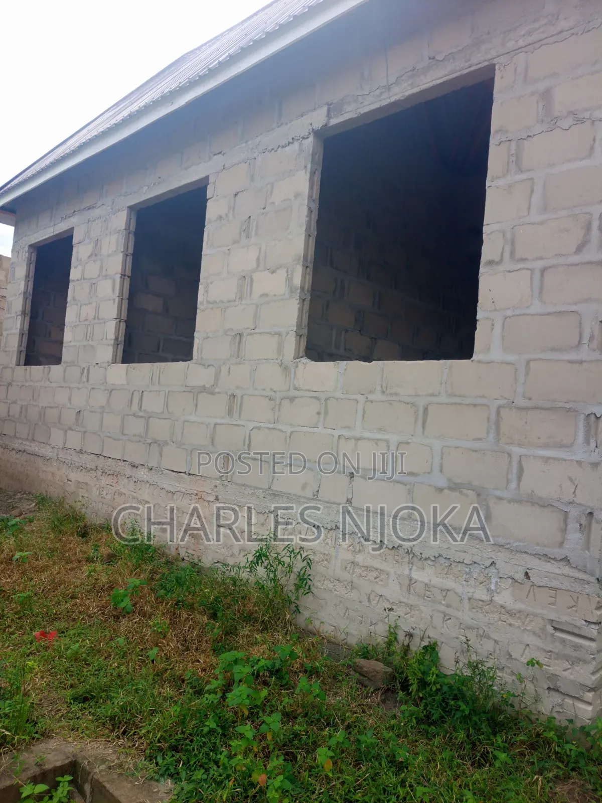 8bdrm House in Bomba Mbili Roma, Ilala for sale
