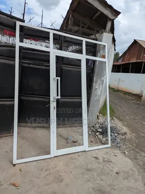 Mlango Aluminium // 9x8 Size // Full Vioo //