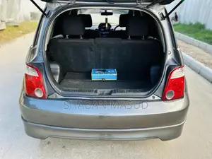 Toyota IST 2005 Brown