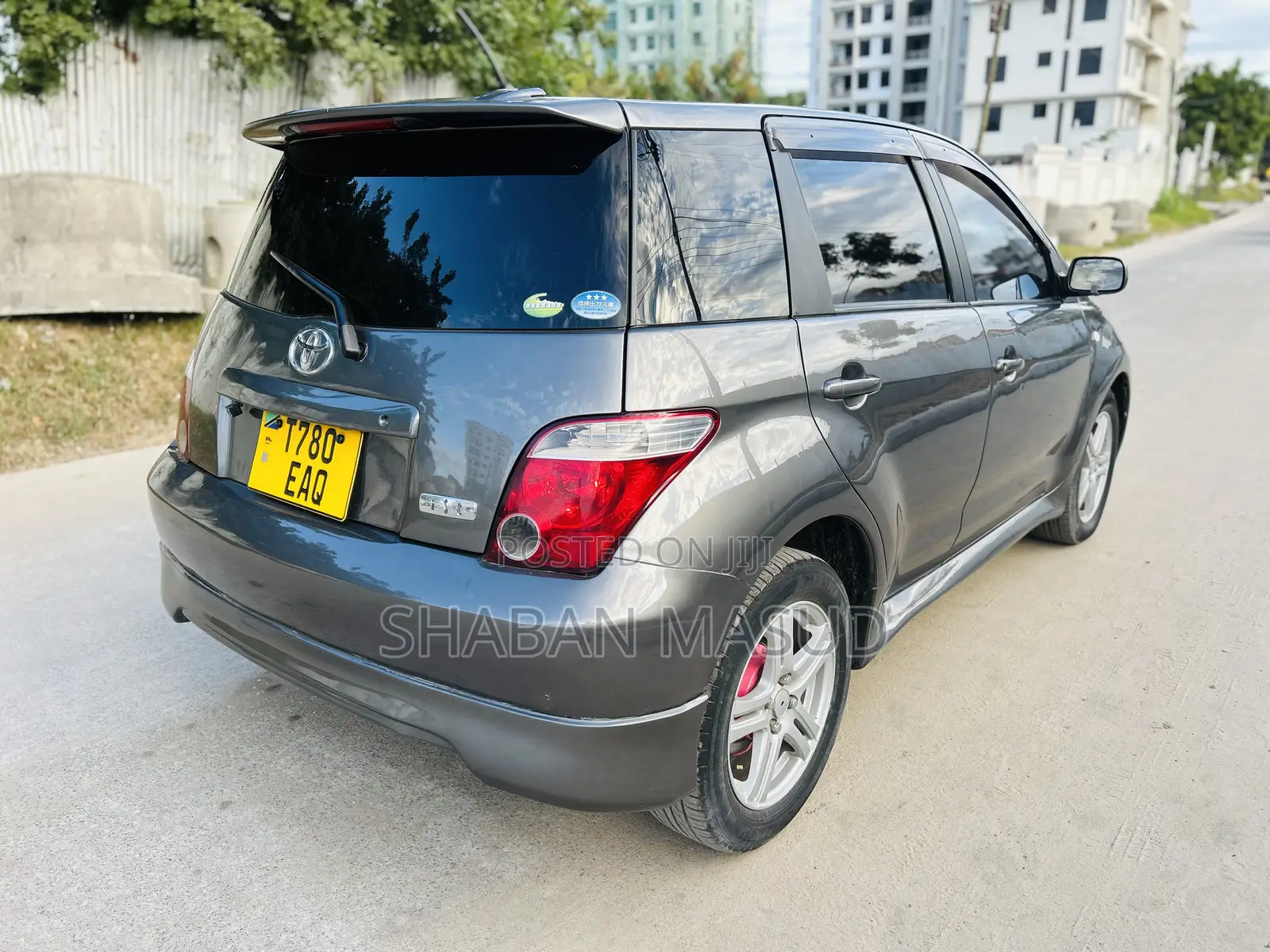 Toyota IST 2005 Brown