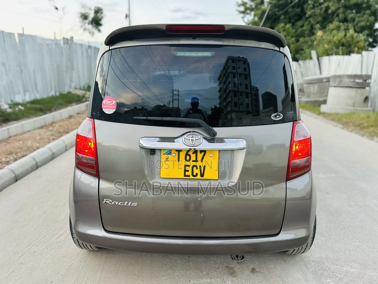 Toyota Ractis 1.3 FWD 2007 Gray