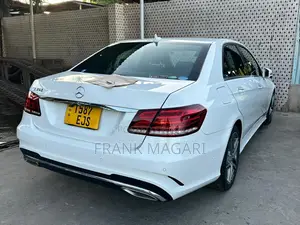 Mercedes-Benz E250 2015 White