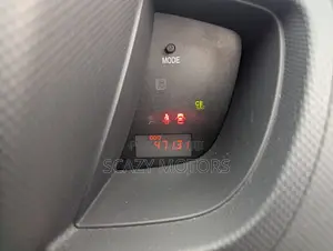 Toyota IST 2011 Green